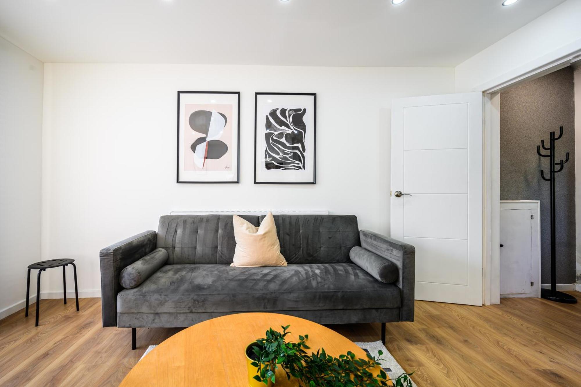 Modern 3 Bed Home, Near Etihad Stadium Manchester