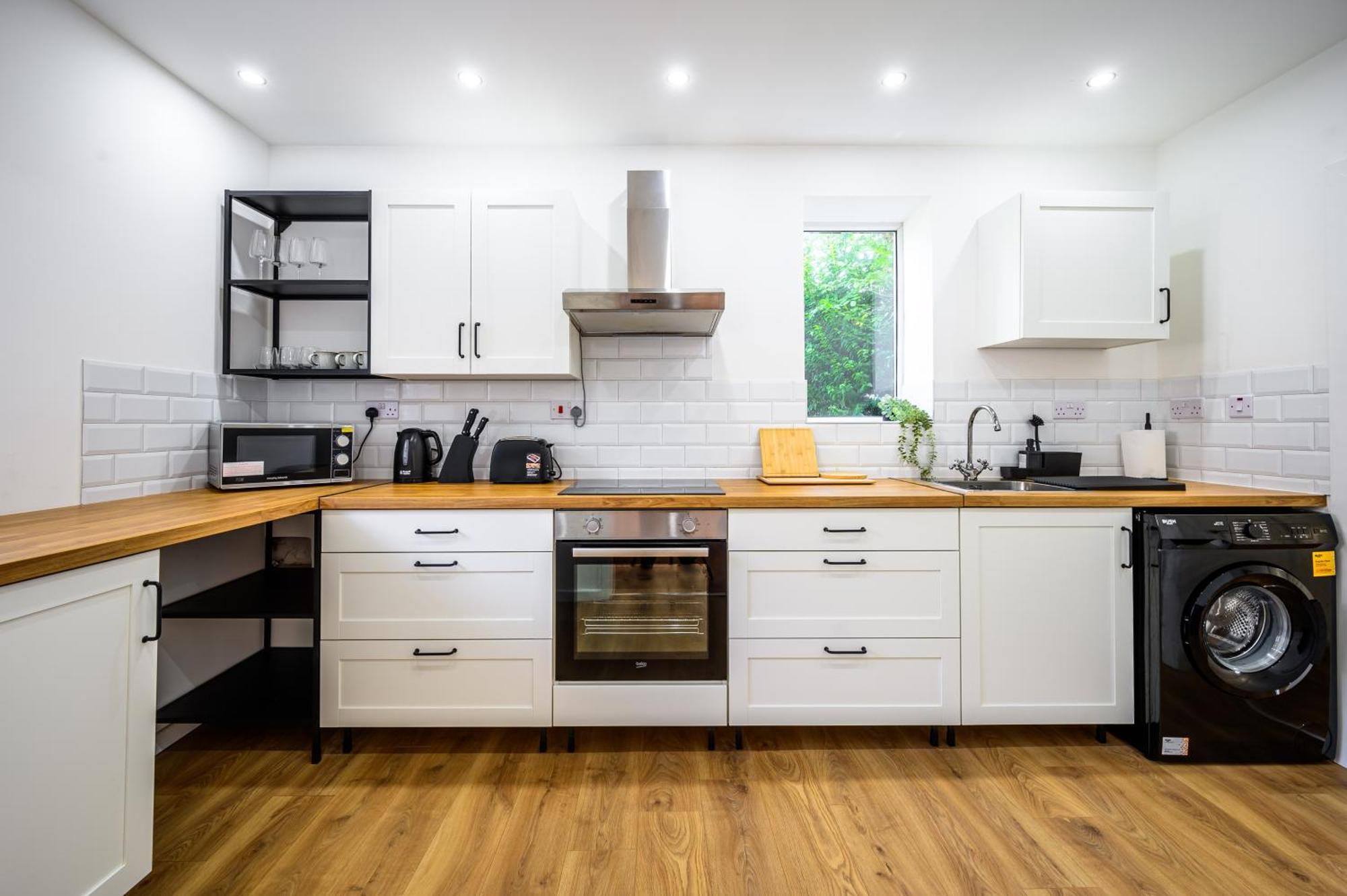 Modern 3 Bed Home, Near Etihad Stadium Holiday home *